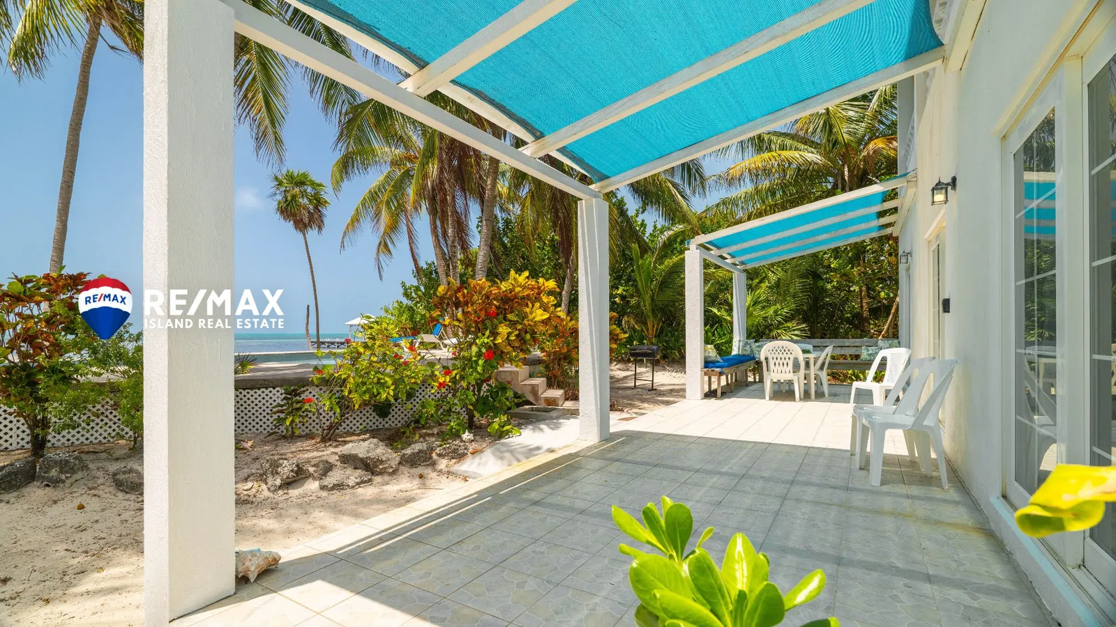 Belize Beachfront Multi Family Home for Sale – Ambergris Caye
