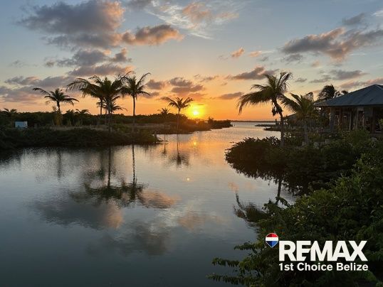 H1535 - Best Value Waterfront Resale | Dual-Water Views | $50K Below Developer