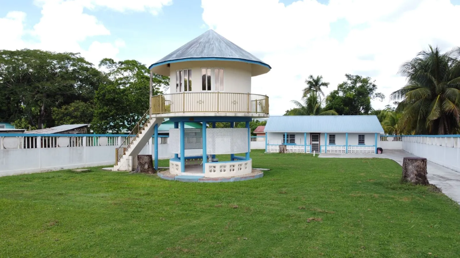#4232 – Move-in Ready Two Bedroom Home with Office and Garden Gazebo on Spacious Lot in Esperanza Village
