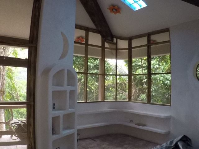 #4511-Hobbit-Style Hillside Cottage with River & Lake Views on 0.39 Acres – Better In Belize Eco-Community