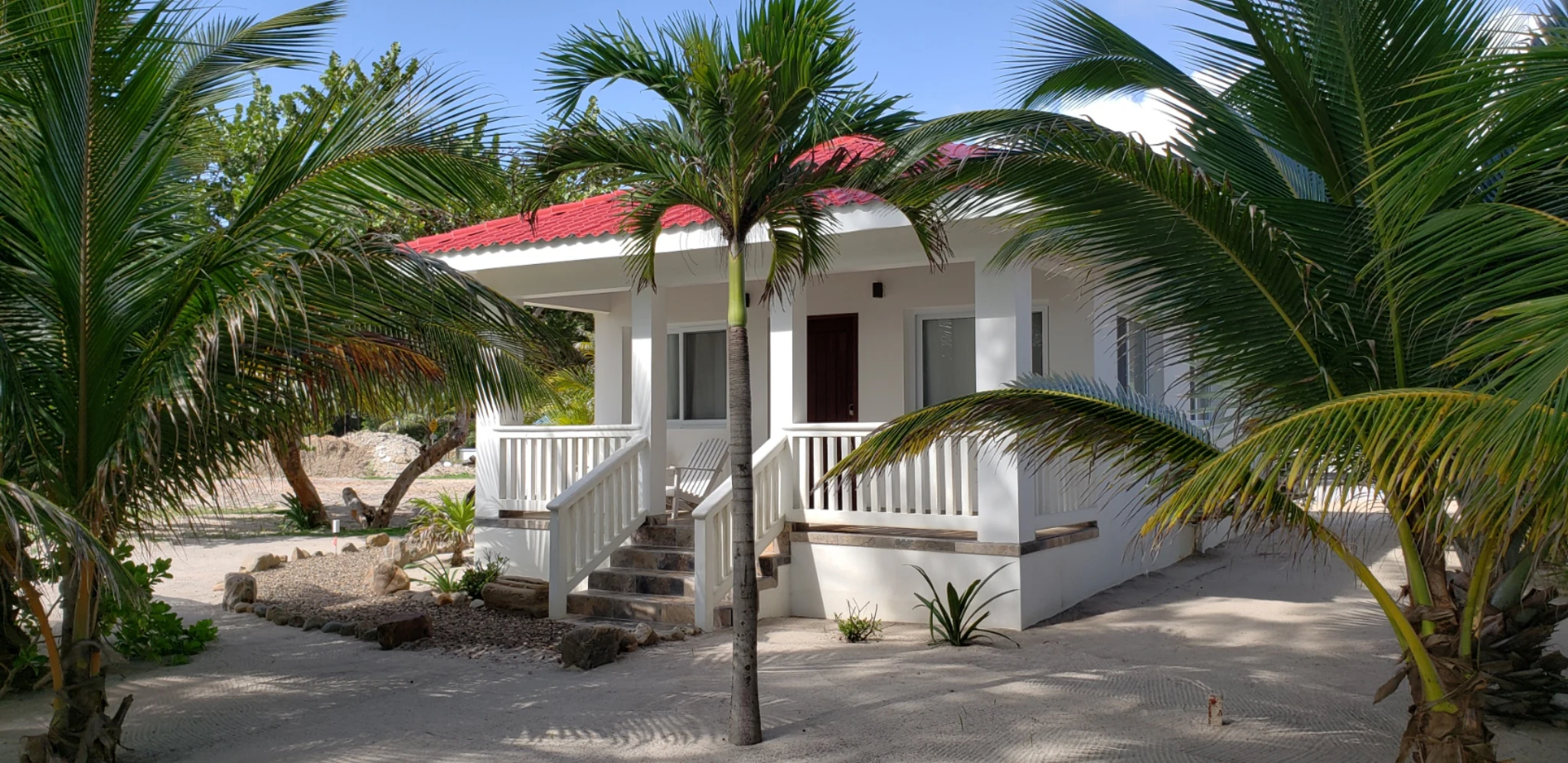 King Size Cabana at Beachfront Condo Resort