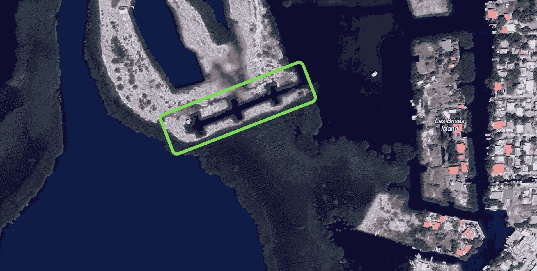 Listing 4503 – 2 Acres Lot with 6 boatslips in Placencia