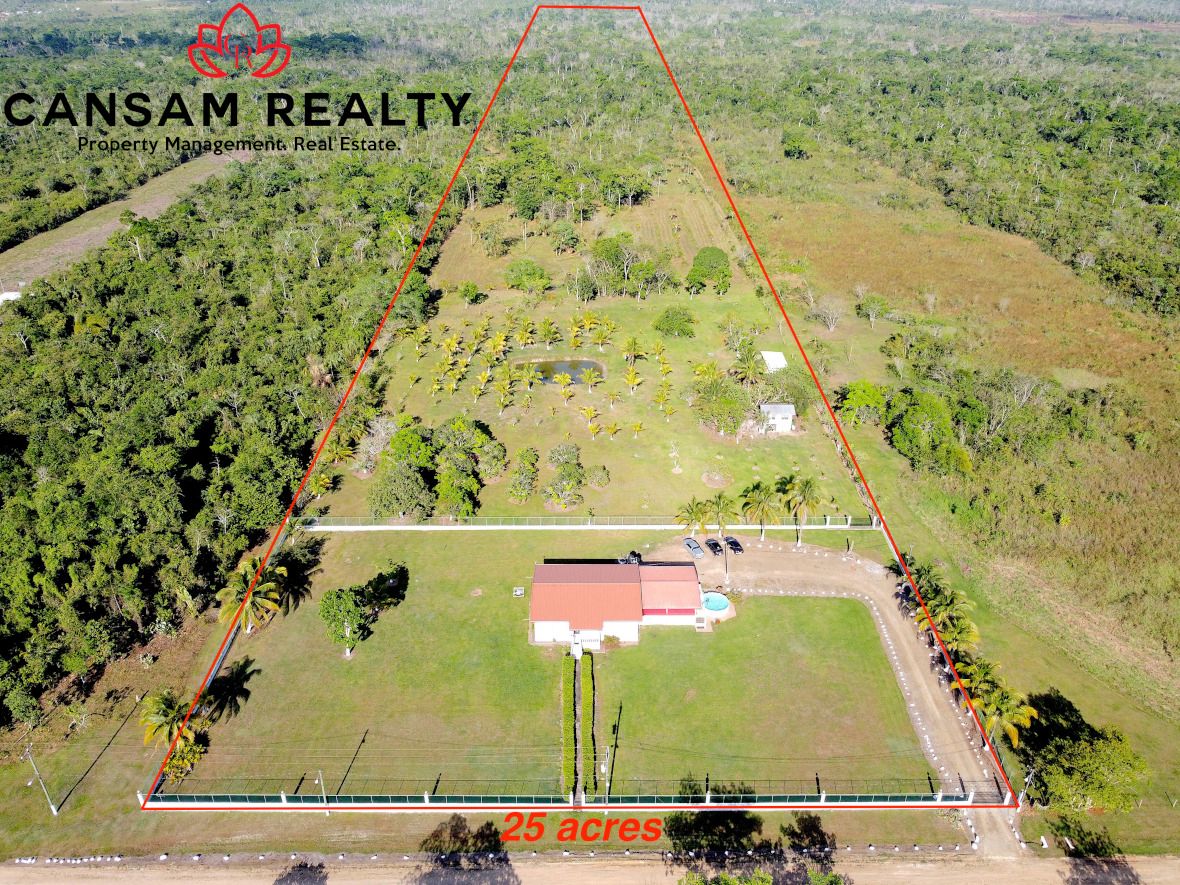 Sustainable Luxury: 25-Acre Traditional Farm Estate