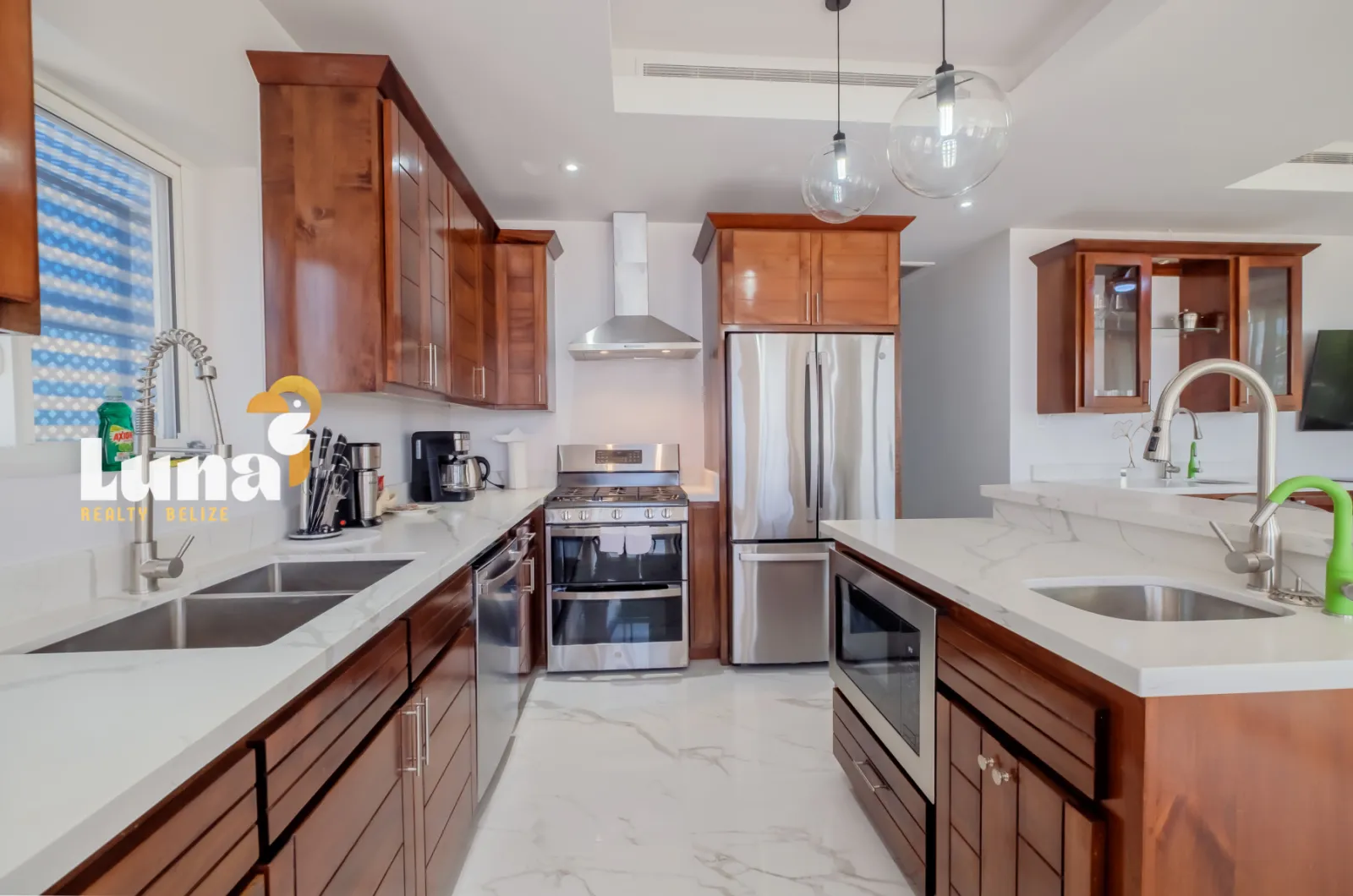 Suite 103 - Black Orchid - Caribbean-Front, 1st Floor 2BR/2.5BA at Royal Kahal