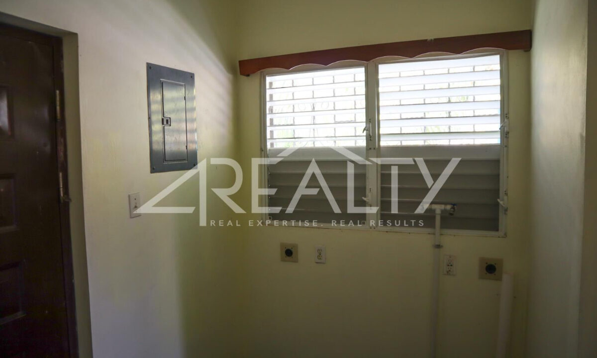 Charming 3-bed 2-bath Home