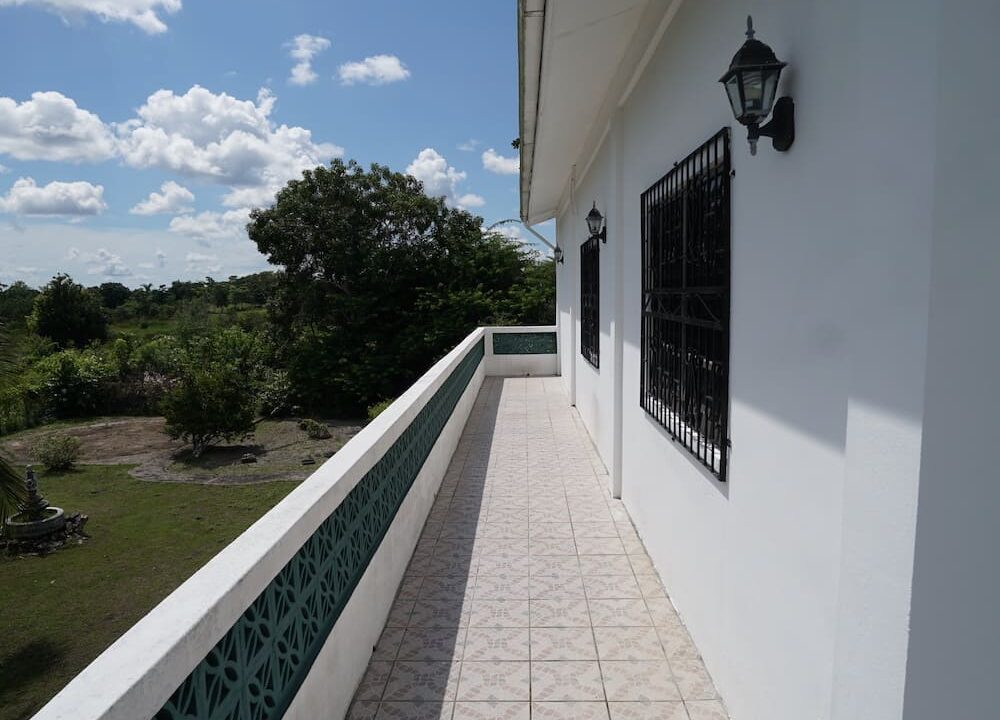 Charming 5 Bed/4 Bath Home on a Quiet Cul De Sac in Los Lagos, Ladyville, BELIZE