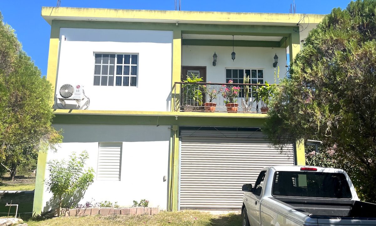 Charming Family Home on 7.35 Acres of Fertile Farm Land-Paraiso Village, Corozal