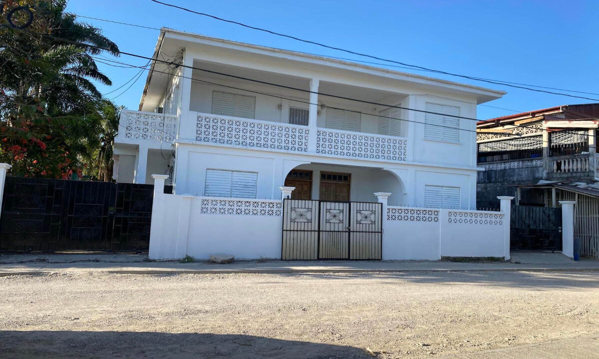 Commercial Building Ideal for Guesthouse or Offices in Punta Gorda, Toledo
