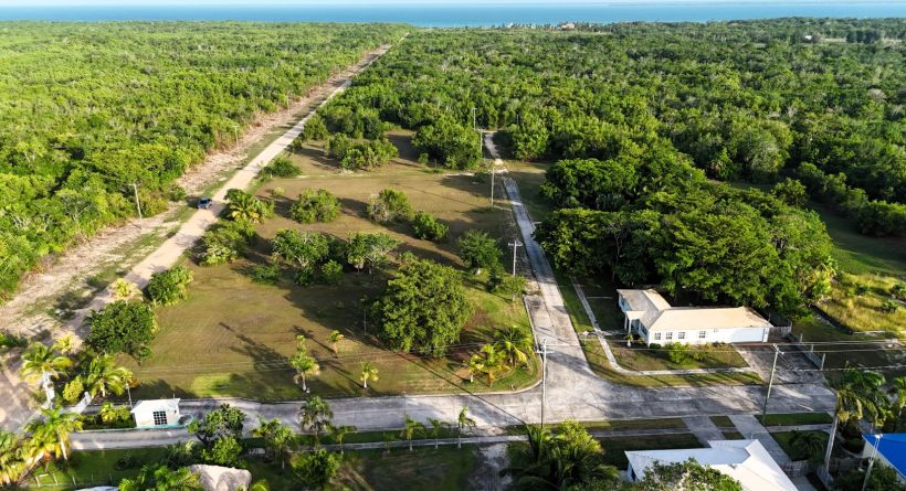 Construction-Ready Lots near Serenity Shores minutes from the Corozal Bay
