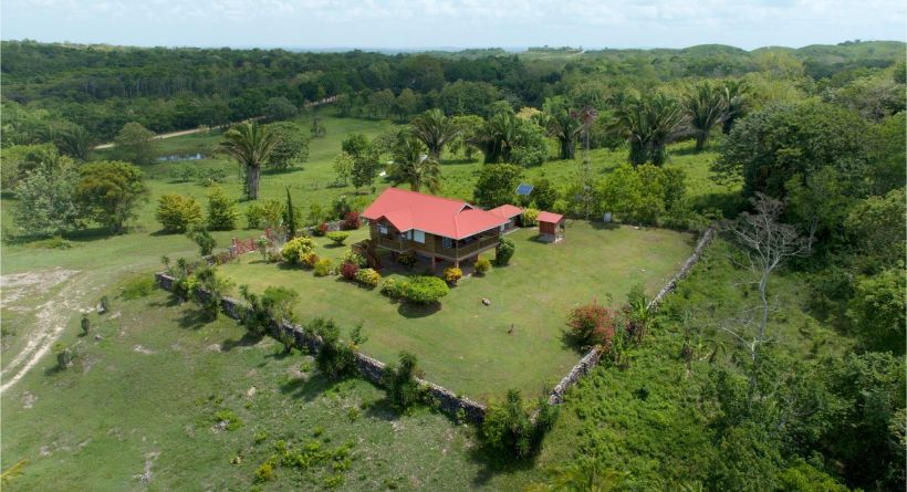Cool Breeze Ranch - 82 Acre Ranch in Lower Barton Creek, Cayo District