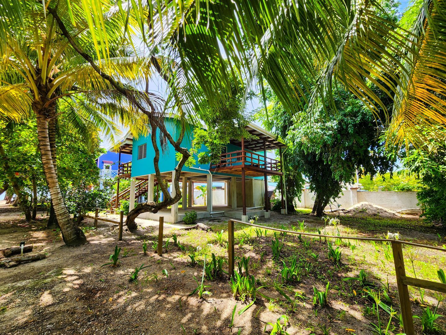 Impeccable Sea View Home, Placencia Belize
