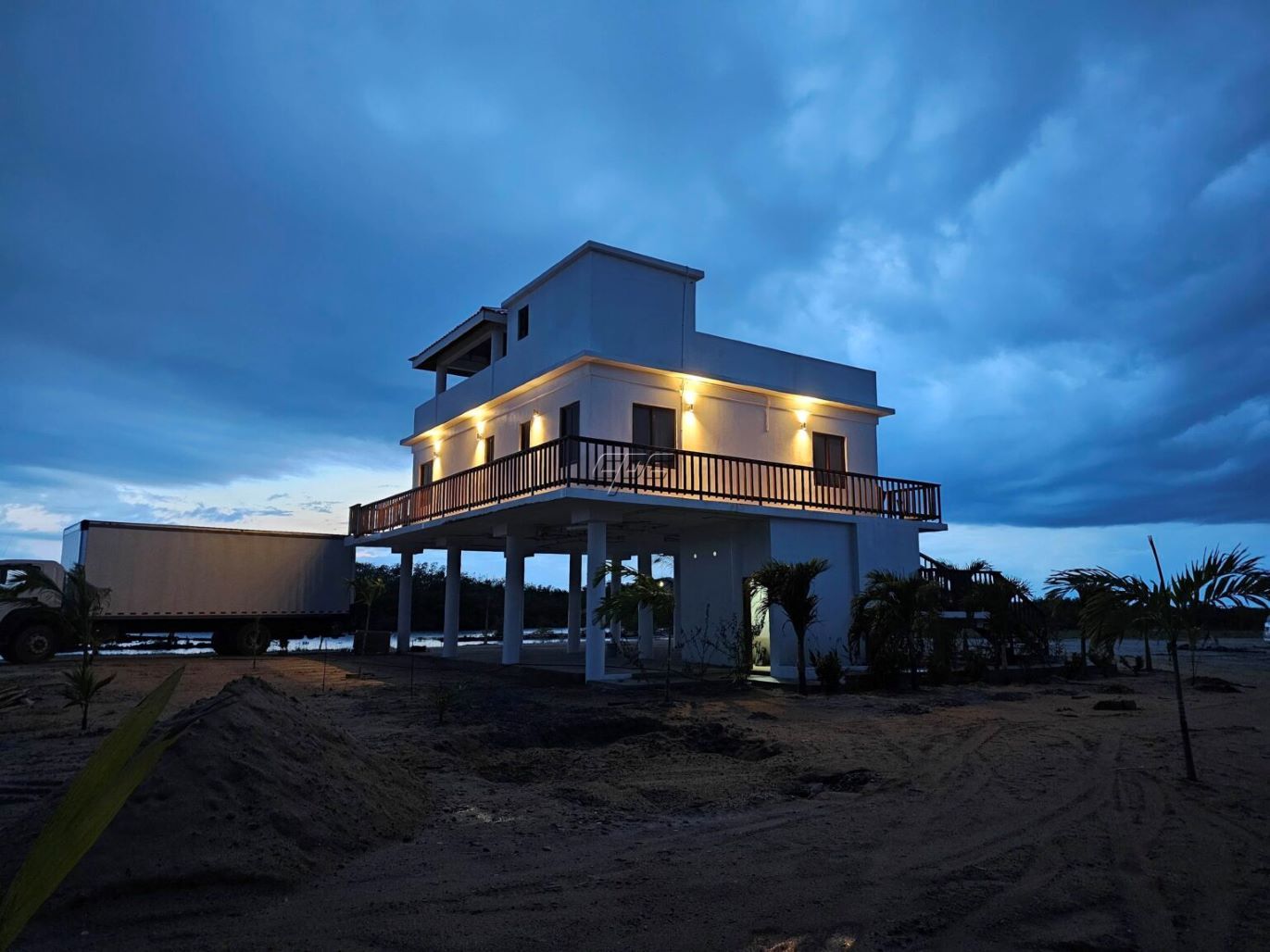 Waterfront Home Placencia Belize