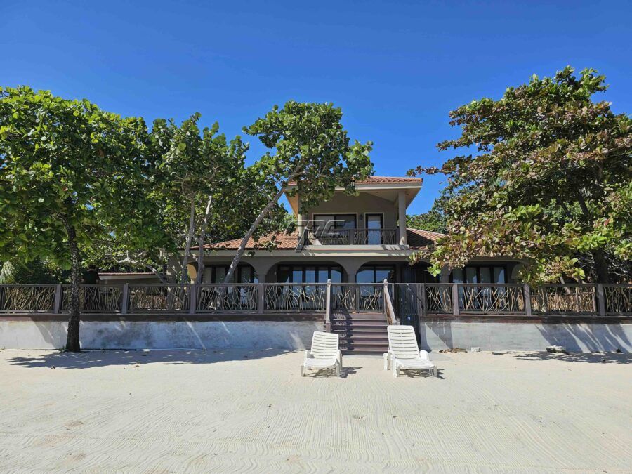 Exclusive Beachfront Estate Placencia Belize