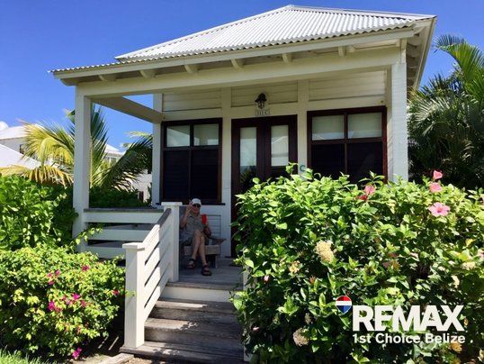 C1548 - Discover your own slice of paradise with this beautifully appointed Garden Cottage in Mahogany Bay Village.