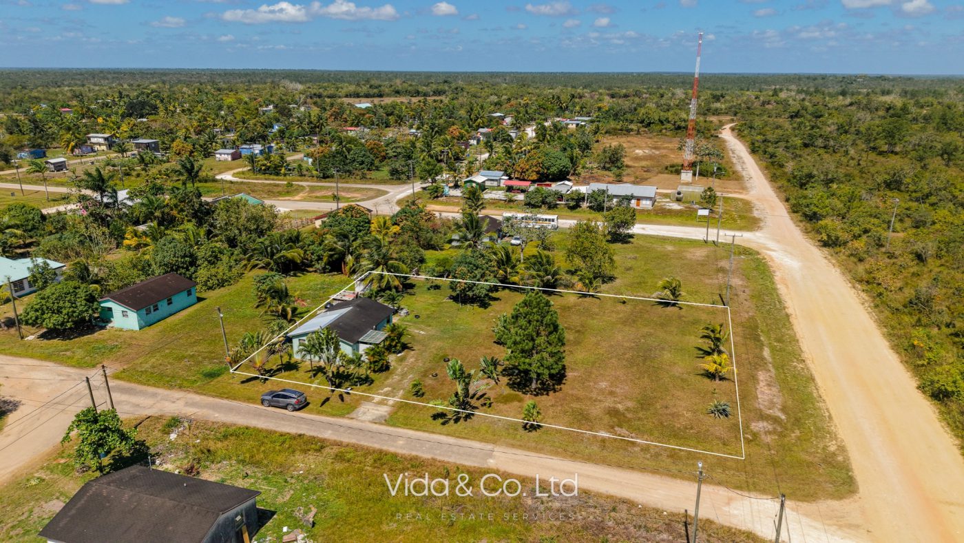 Double Lot Corner Property with 3-Bedroom Home – Mahogany Heights