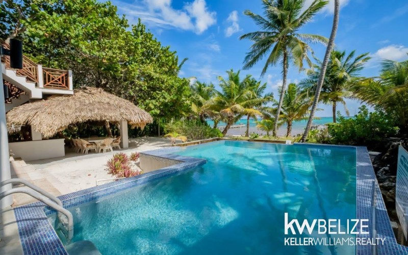 Exquisite Seafront Luxury Estate and Thriving Hospitality Business