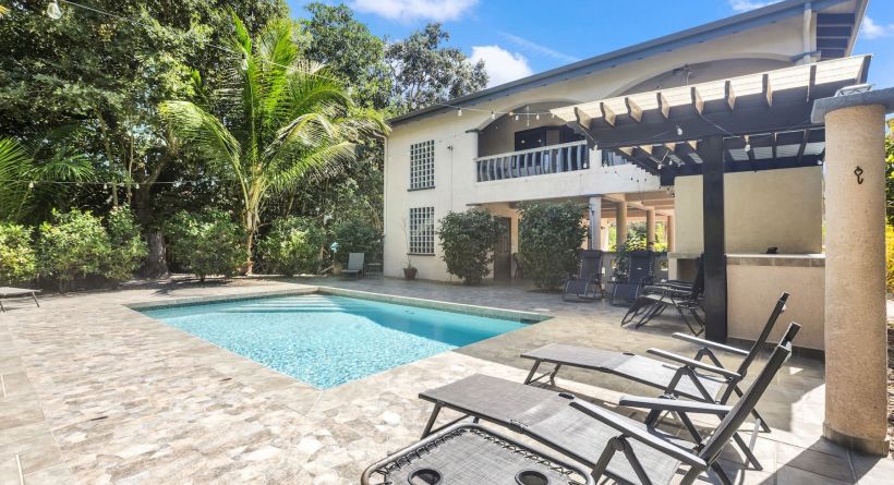 Fully Furnished Placencia Home with Pool and Extra Lot
