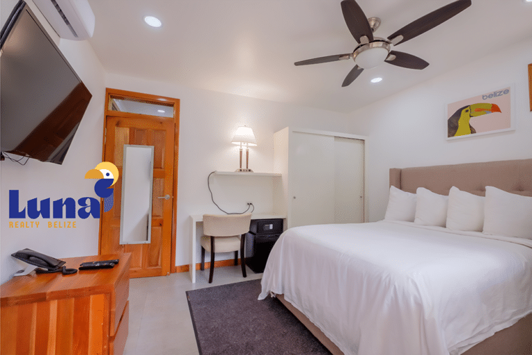 Gardens Studio Unit with Kitchenette & Large Balcony at San Pedro, Belize · F100