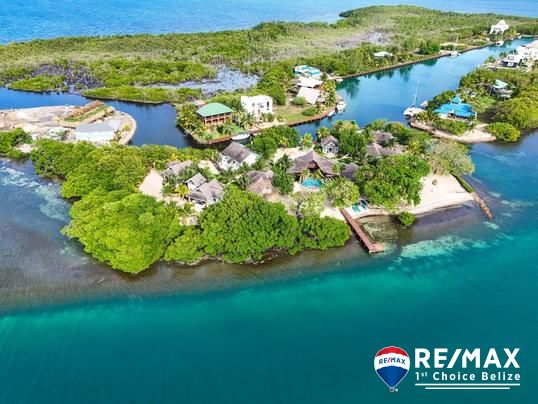 I14002 – Beautiful serviced lot on Placencia Caye