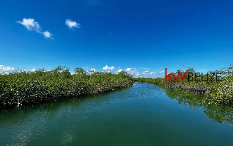 23 Acre Island Parcel