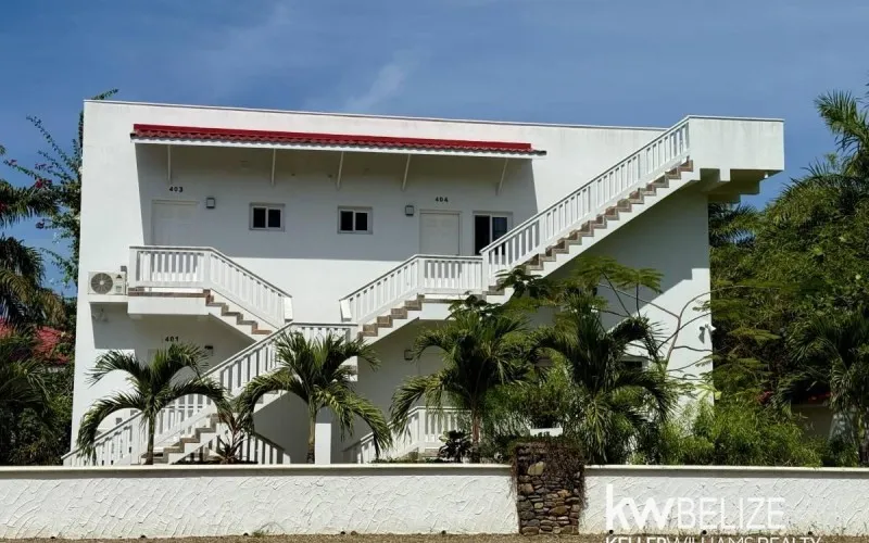Placencia Road
