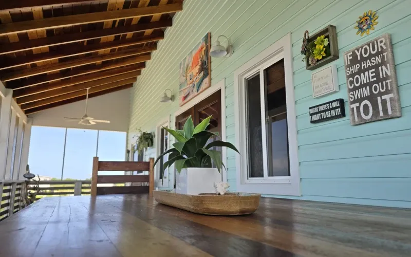 Tropical Off-Grid Retreat with Pool