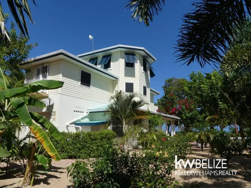 200 Placencia Road