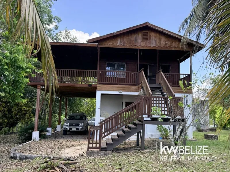 Hilltop Homestead in Unitedville Belize