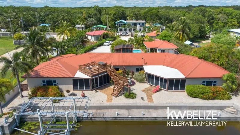 Luxurious Multi-Family Waterfront Estate