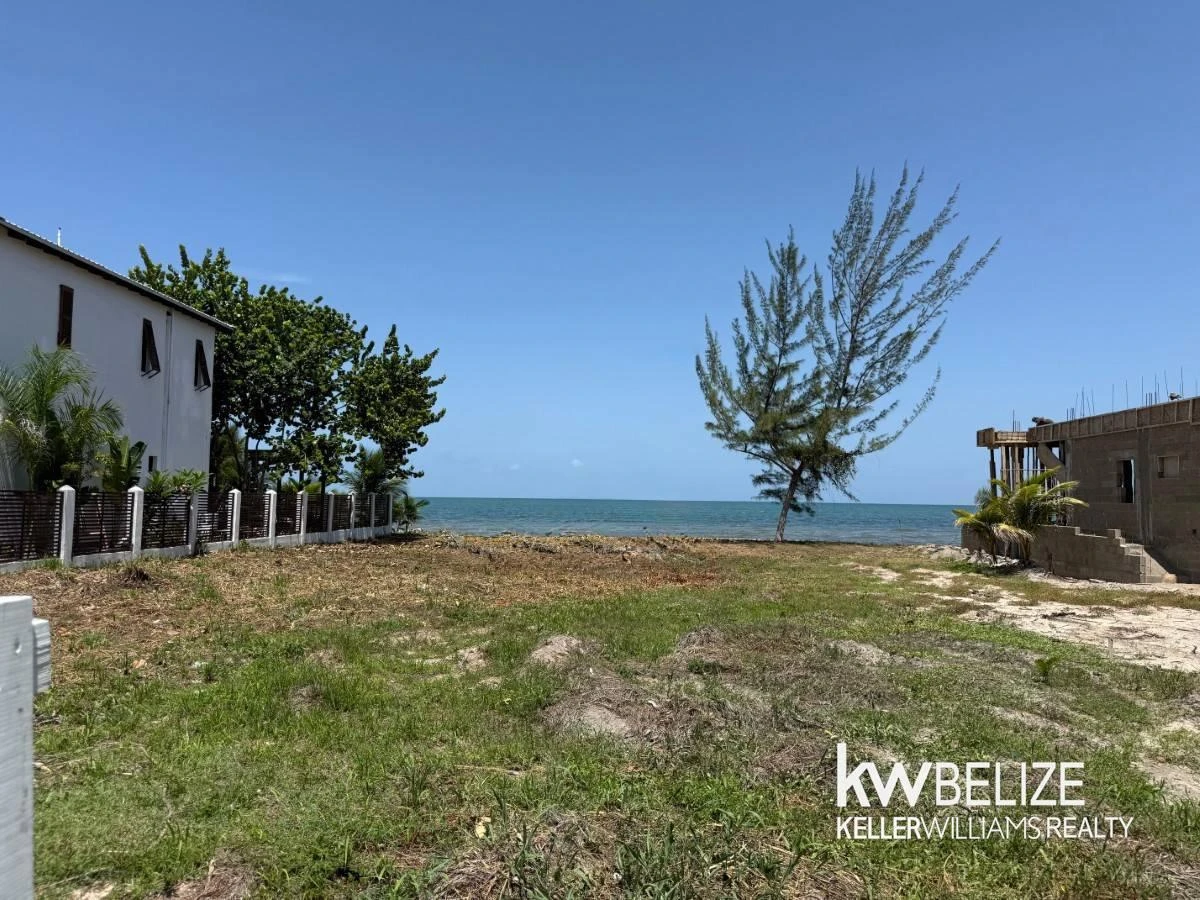 Maya Beach Seafront .28 Acre Vacant Lot