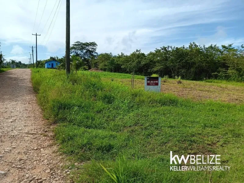 Residential Lots Santa Elena Cayo District