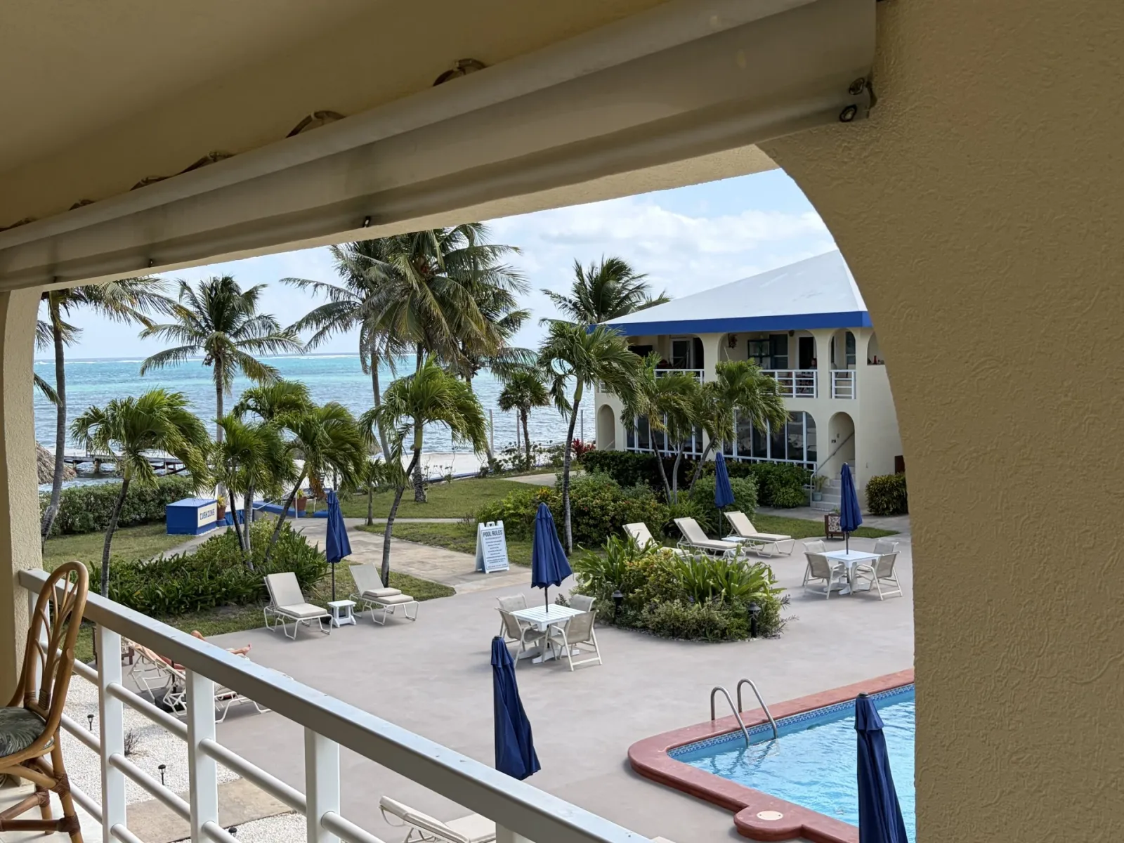 Royal Palms Poolside Condo