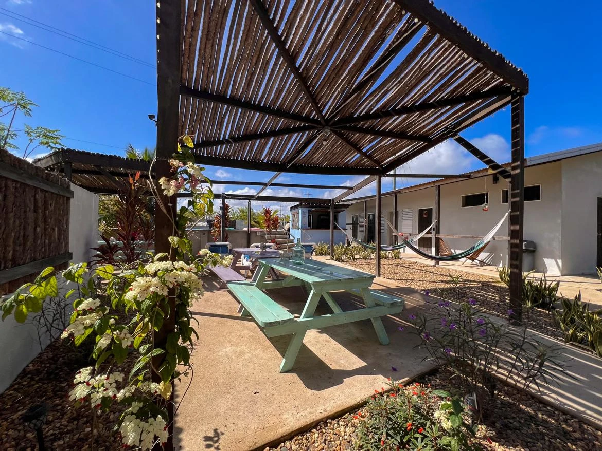 Successful Hostel, Placencia Road