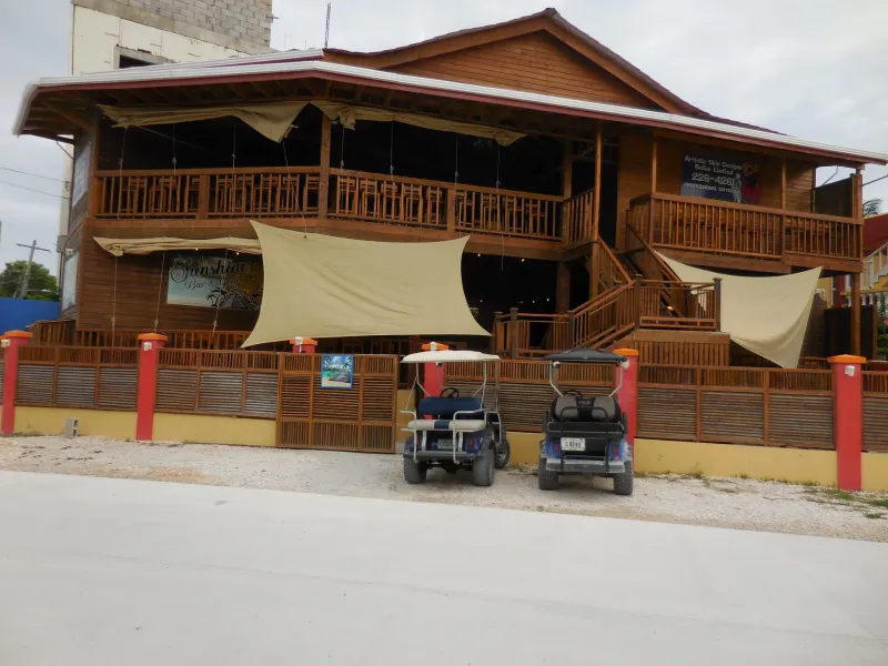 Sunshine bar and grill