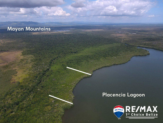 L3398 – Placencia Lagoon Acreage near Golf Course