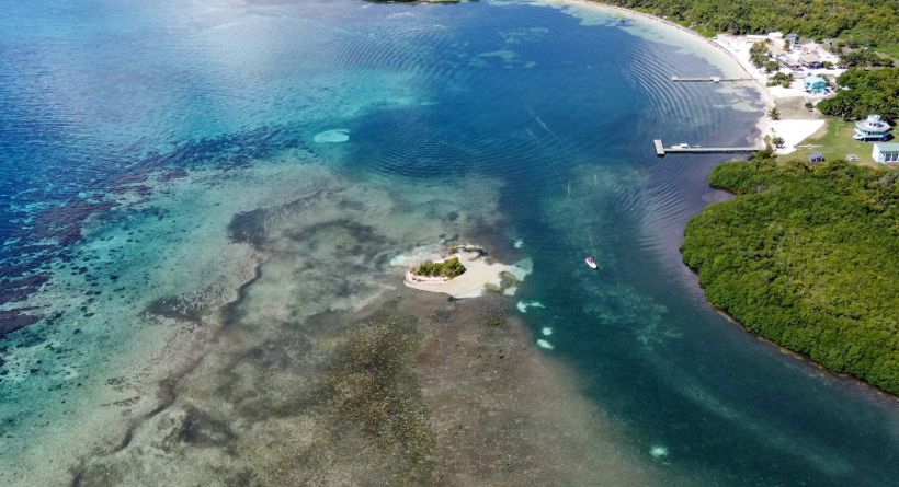 Little Calabash Caye - 4,356 ft² Private Island on the Turneffe Atoll