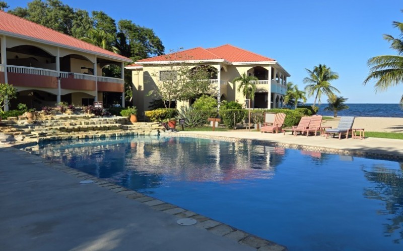 Los Porticos Condo
