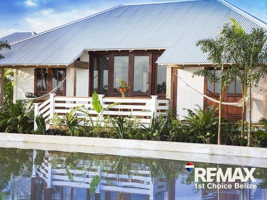 H155 - Mahogany Bay Resort Family Cottage Lot 5 Bedroom Investment Property.