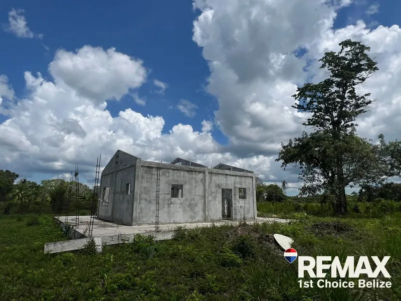 Mahogany Haven On 54 Acres