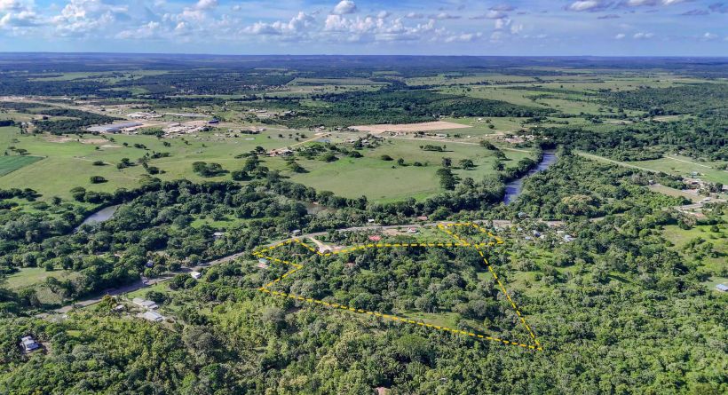 Mount Hope Retreat; Private 21 acre Hilltop Estate in the Cayo Heartlands