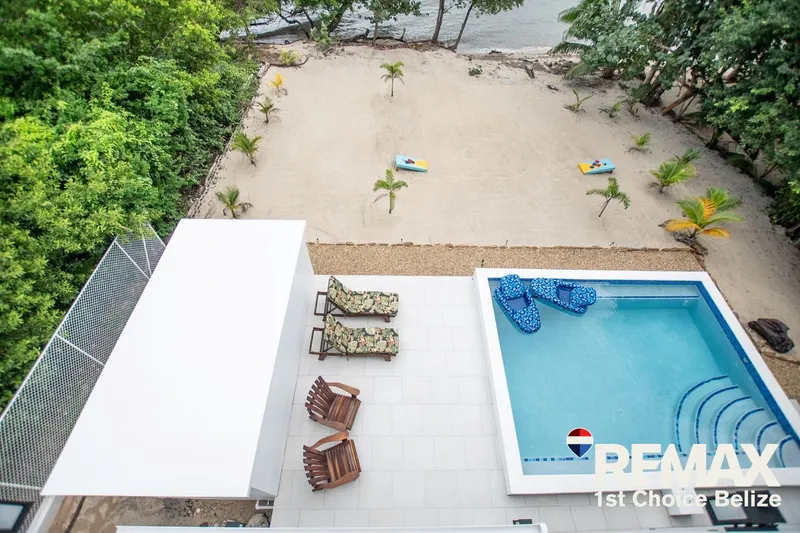 New Beach front Home ready for rental