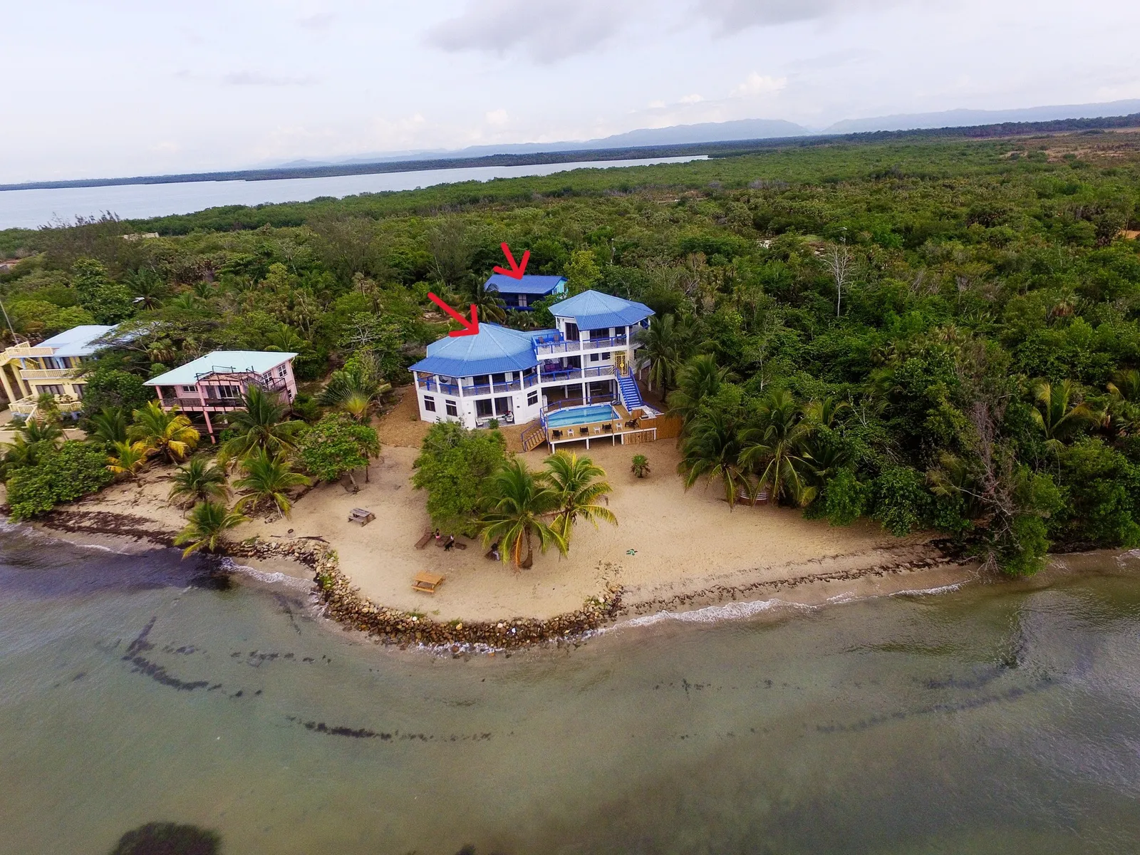 Beach-Front Villa, Caribbean Way Placencia Belize