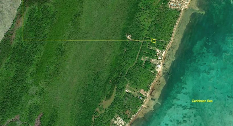 Partial Seaview Lot in Palmero Point Beach Club on Northern Ambergris Caye