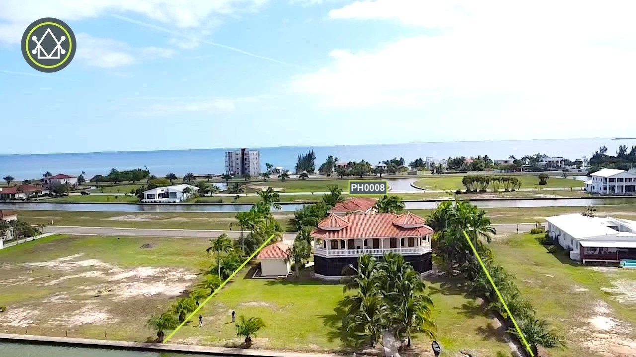 PH0008 – Luxury Waterfront Home in Placencia Gated Community- Owner Financing Available!