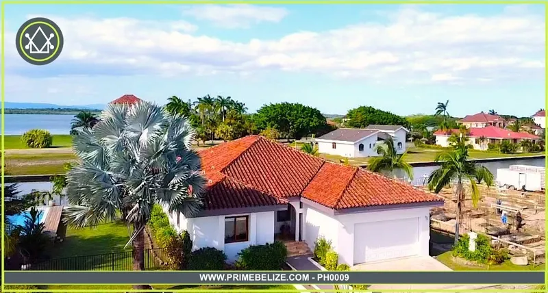 PH0009 – Placencia Hotel and Residences Tirano Home