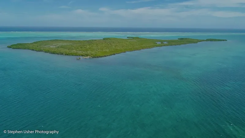 PI0027 – 75 Acres COLUMBUS Island for Sale
