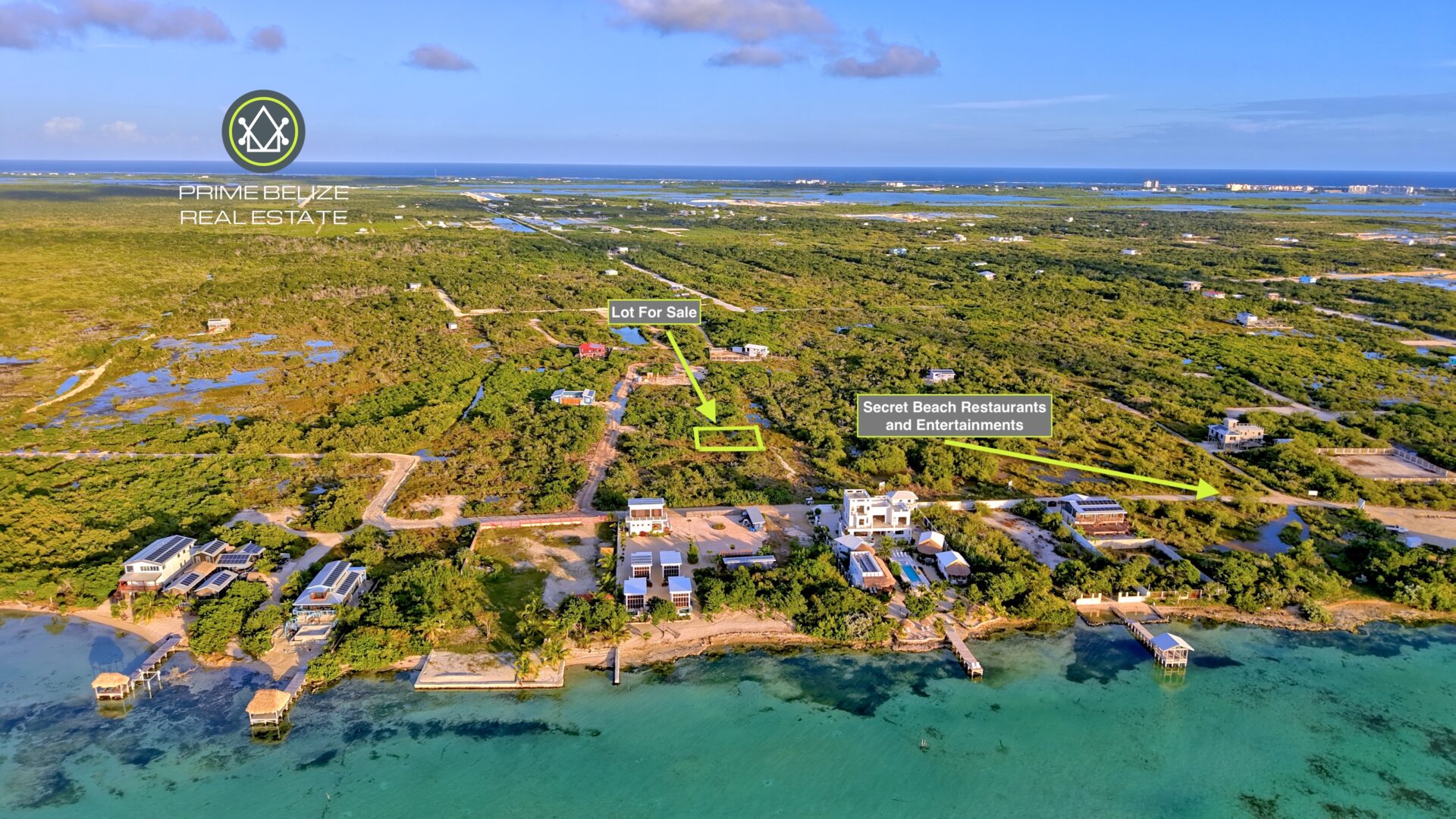 PL0067 – AMBERGRIS CAYE – SECRET BEACH – 500ft from the Beach