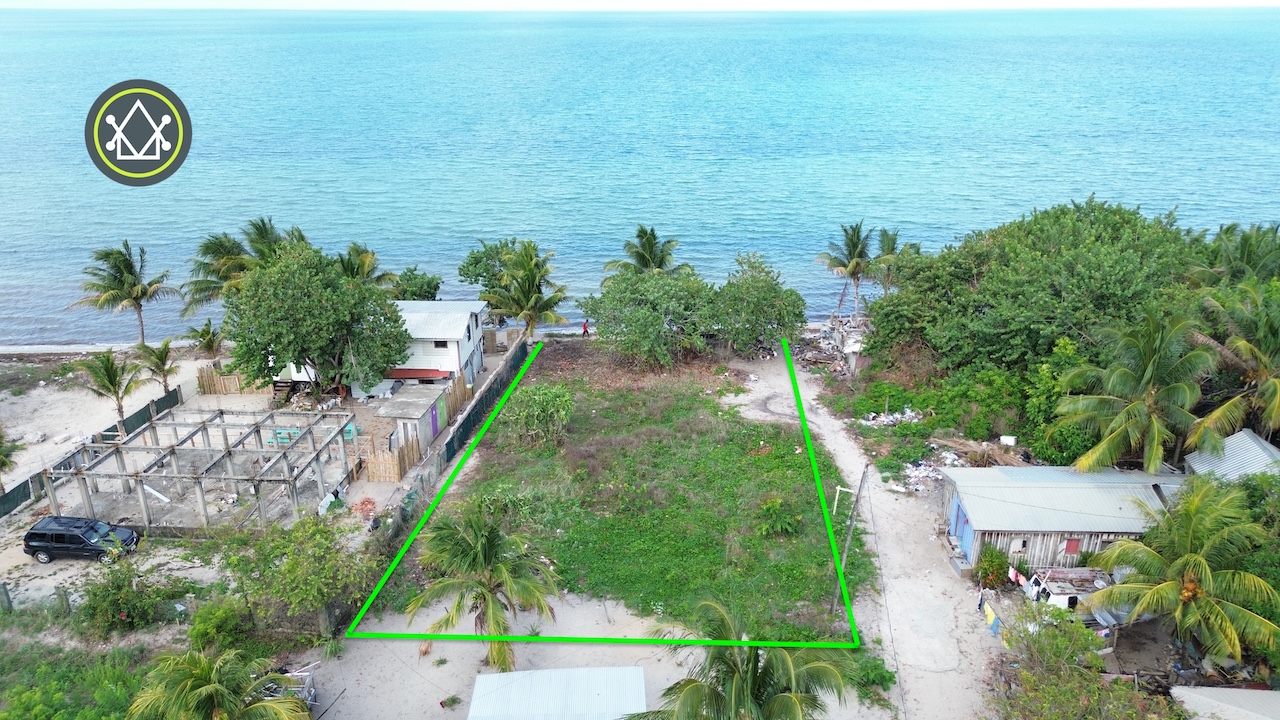 PL0121 – Beachfront Lot in Seine Bight Village, Placencia Peninsula