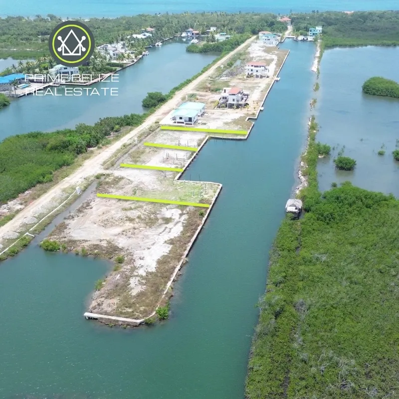 PL0235 – Prime Marina-Front Lots – Placencia, Belize