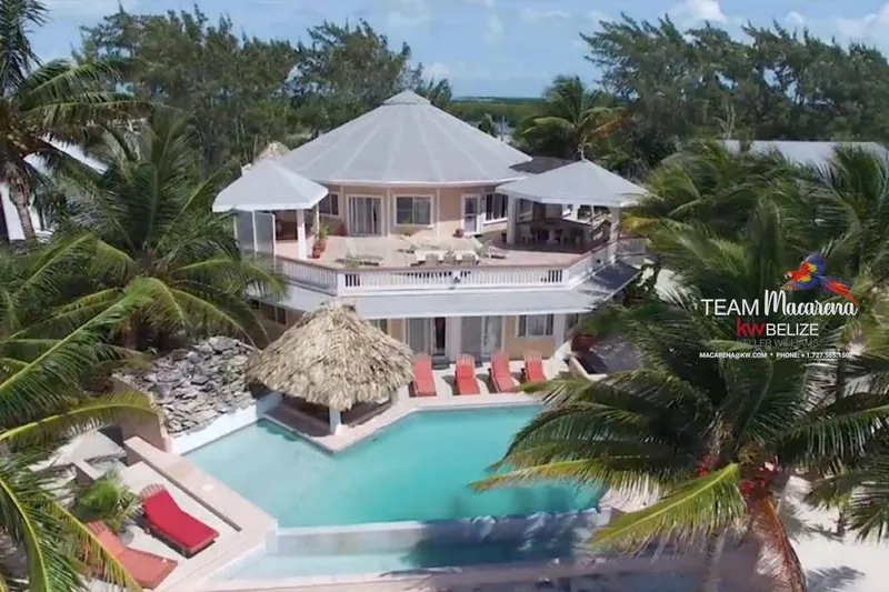 Beachfront Villa South of San Pedro Town